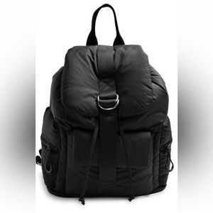 TOPSHOP- Ring Backpack